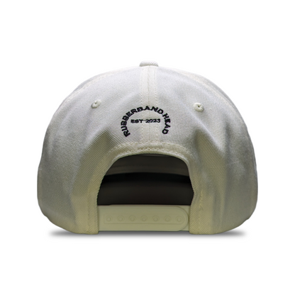 SNAPBACK HOMBRE OFF WHITE GOMA