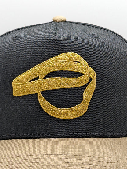 SNAPBACK DE DOS BANDZ NEGRO / TAN