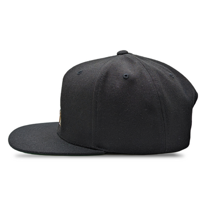 SNAPBACK HOMBRE GOMA NEGRA